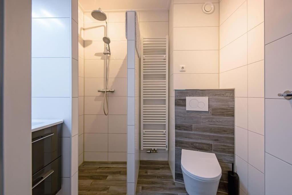 Heerlijk Appartement Op Texel Vlakbij Bos En Zee. دي كوخ المظهر الخارجي الصورة